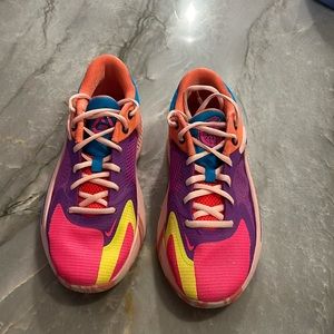 Nike Freak 4 basketball shoes